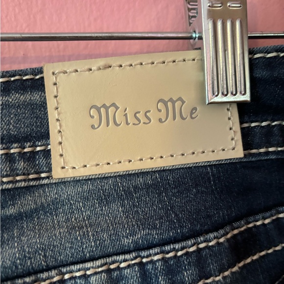 Miss Me Jeans - Picture 3 of 5